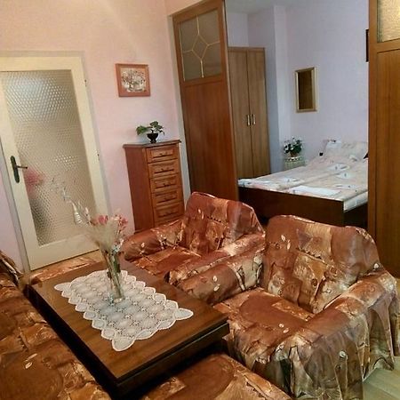 Апартамент Панорамна Гледка Tryavna Bagian luar foto