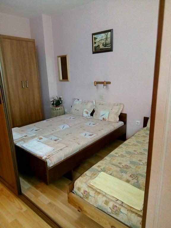 Апартамент Панорамна Гледка Tryavna Bagian luar foto