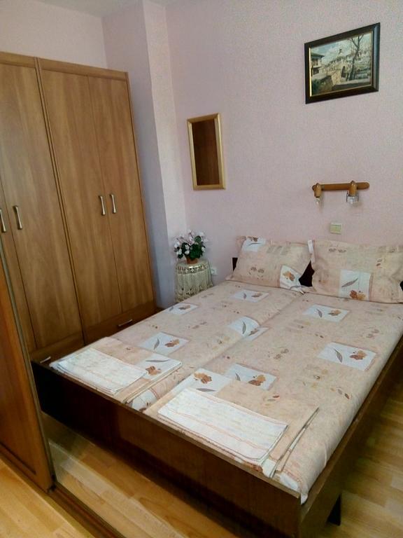 Апартамент Панорамна Гледка Tryavna Bagian luar foto